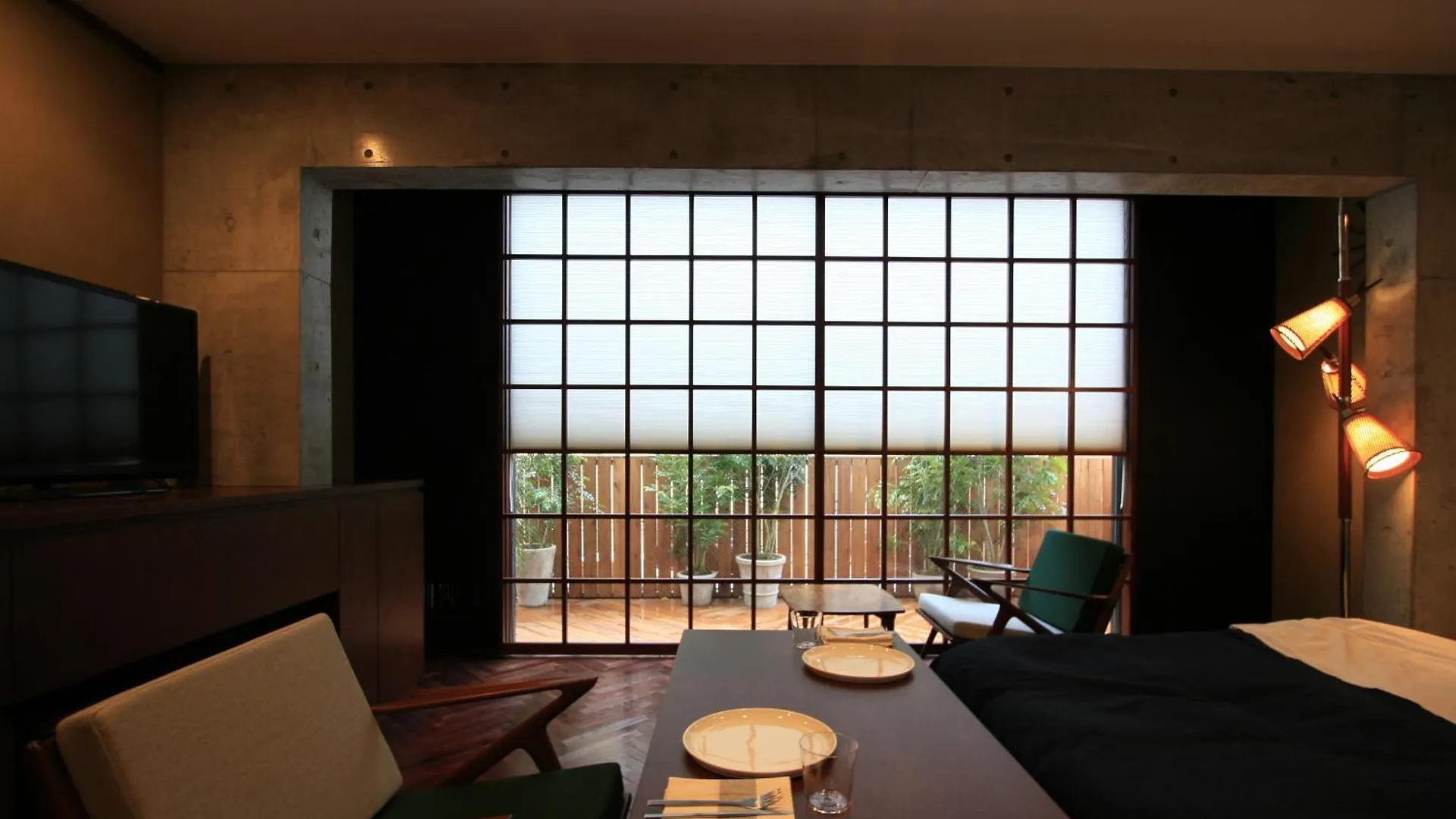 Studio-D Tokyo 0*,
